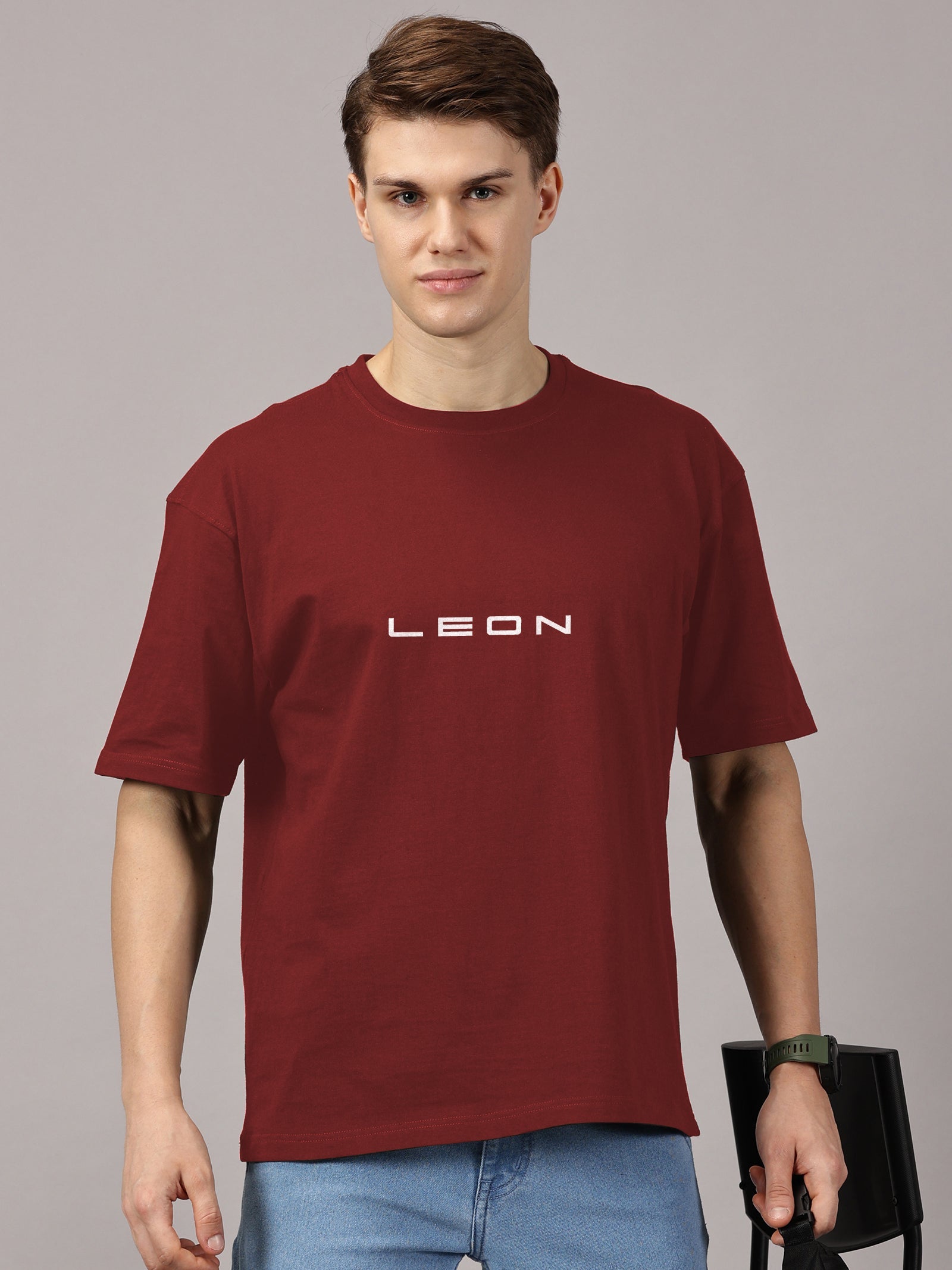 Oversized : LEON Printed T-Shirt