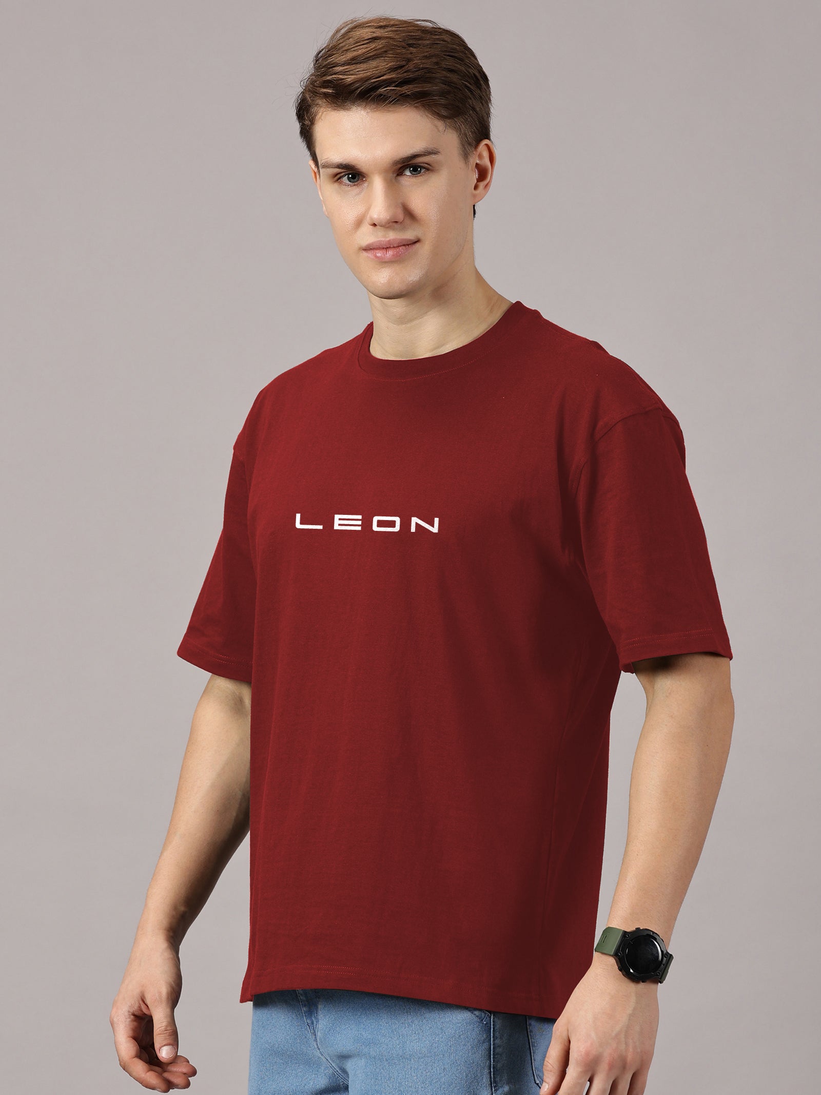 Oversized : LEON Printed T-Shirt