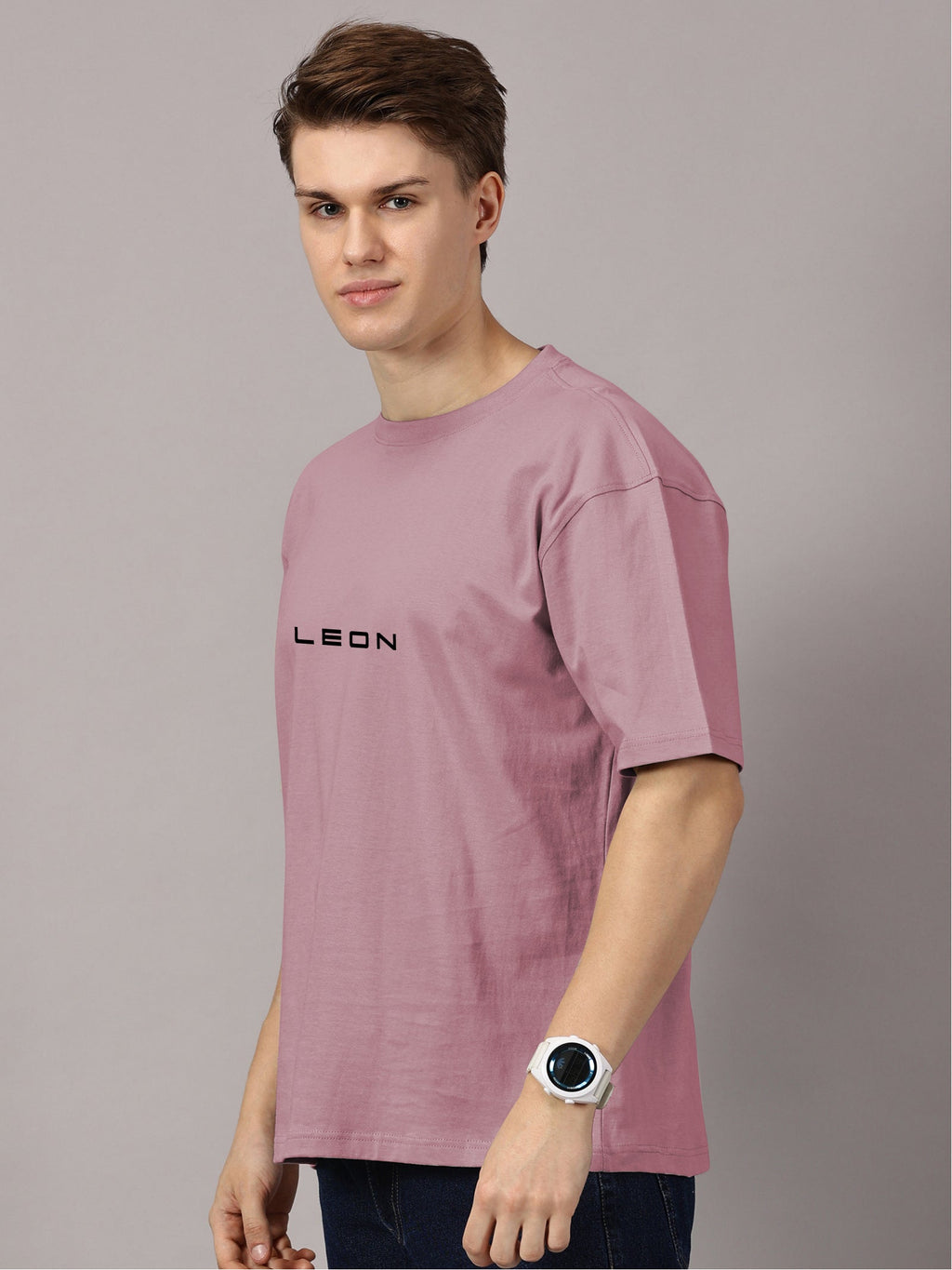 Oversized : LEON Printed T-Shirt