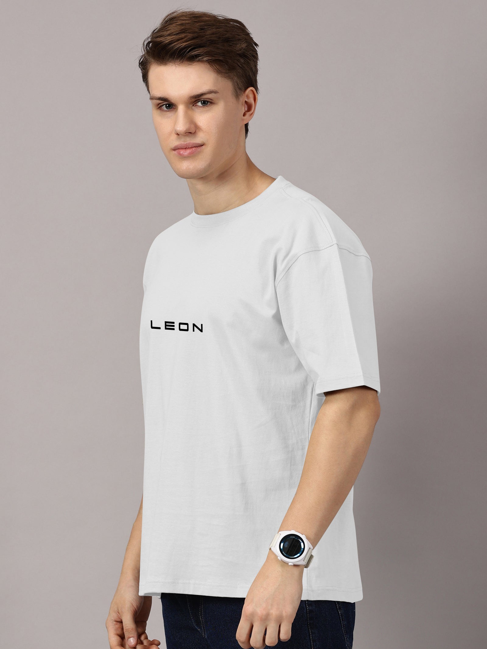 Oversized : LEON Printed T-Shirt