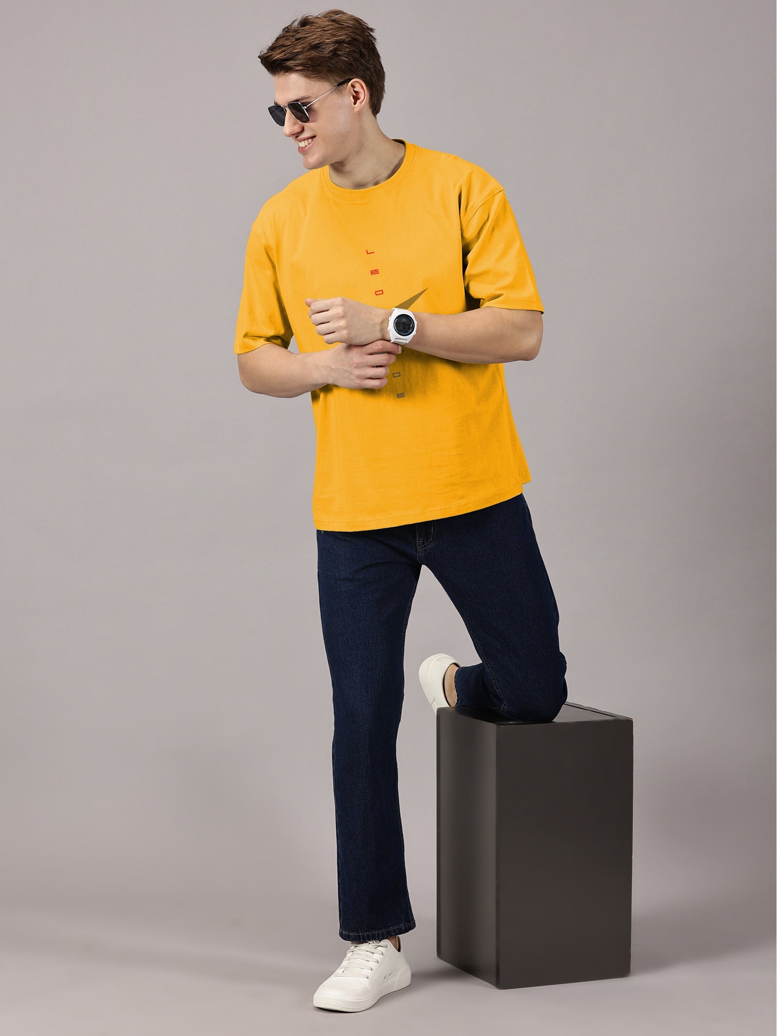 Oversized : Leon Mode Printed T-Shirt