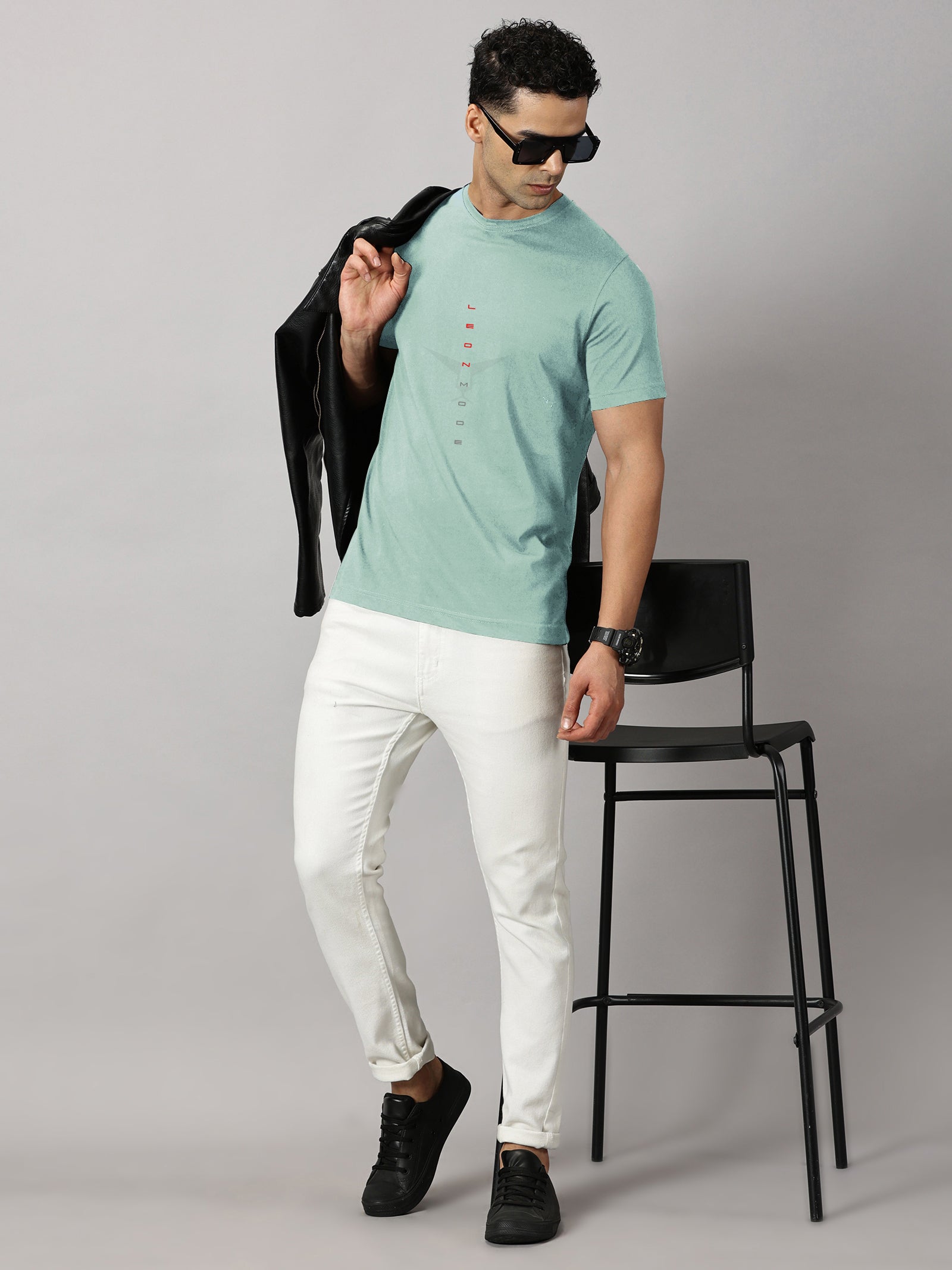 Basics : Leon Mode Printed T-Shirt
