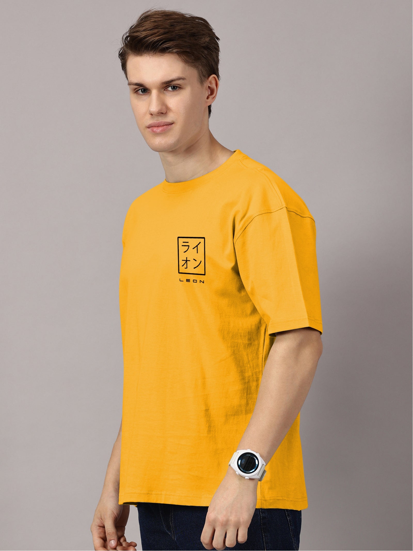 Oversized : Leon Stamp Printed T-Shirt