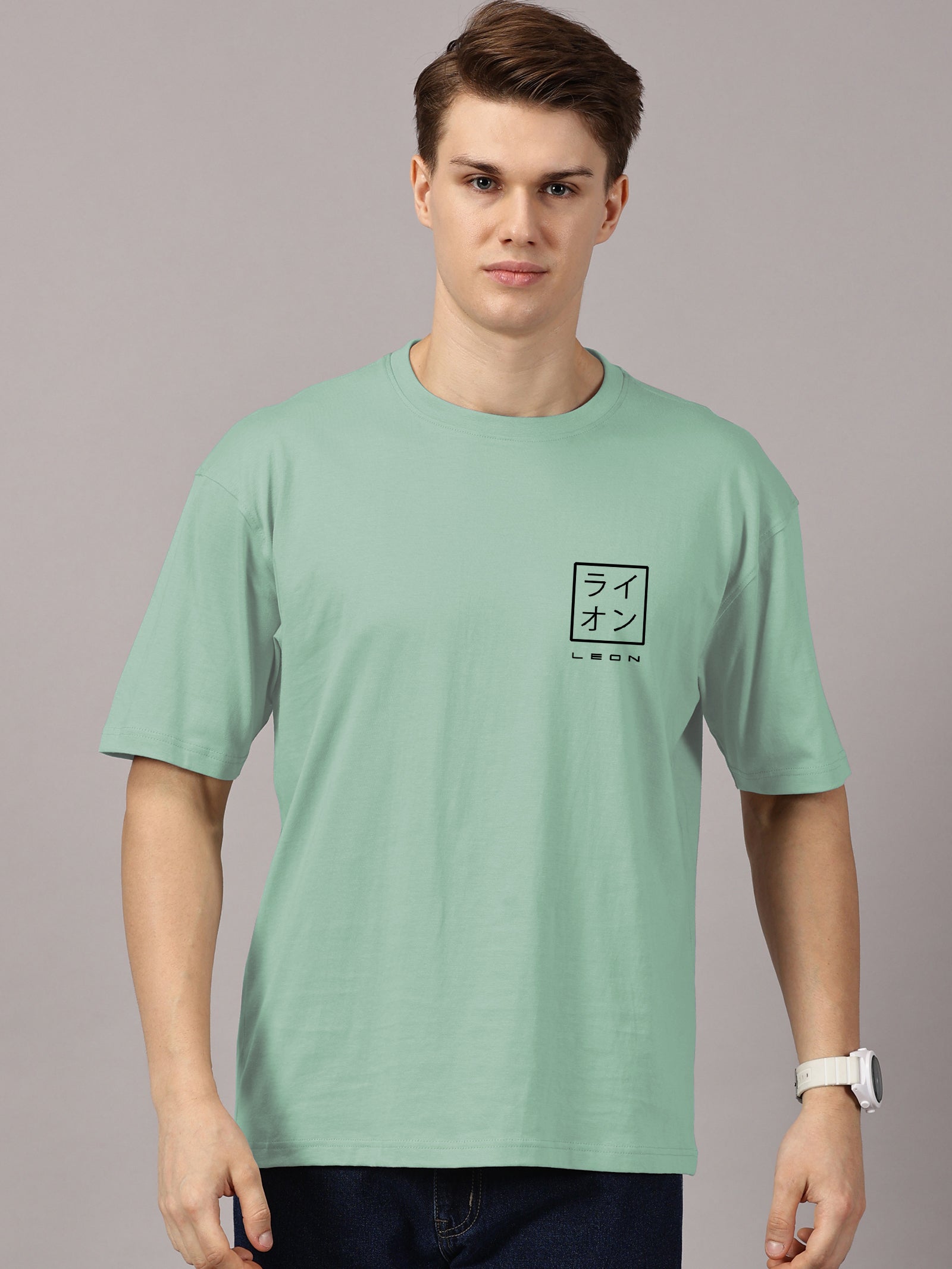 Oversized : Leon Stamp Printed T-Shirt