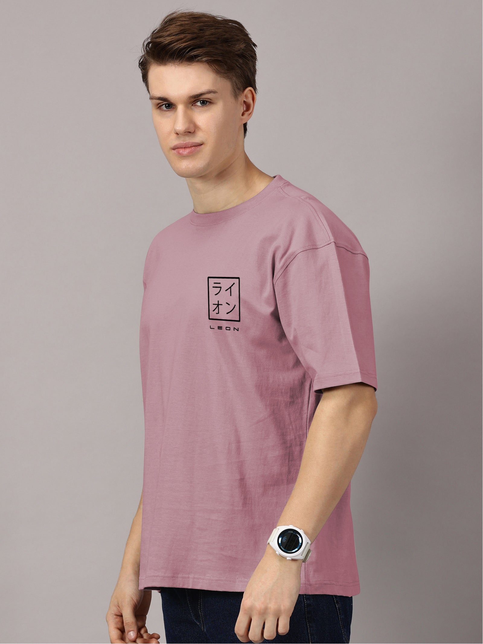 Oversized : Leon Stamp Printed T-Shirt