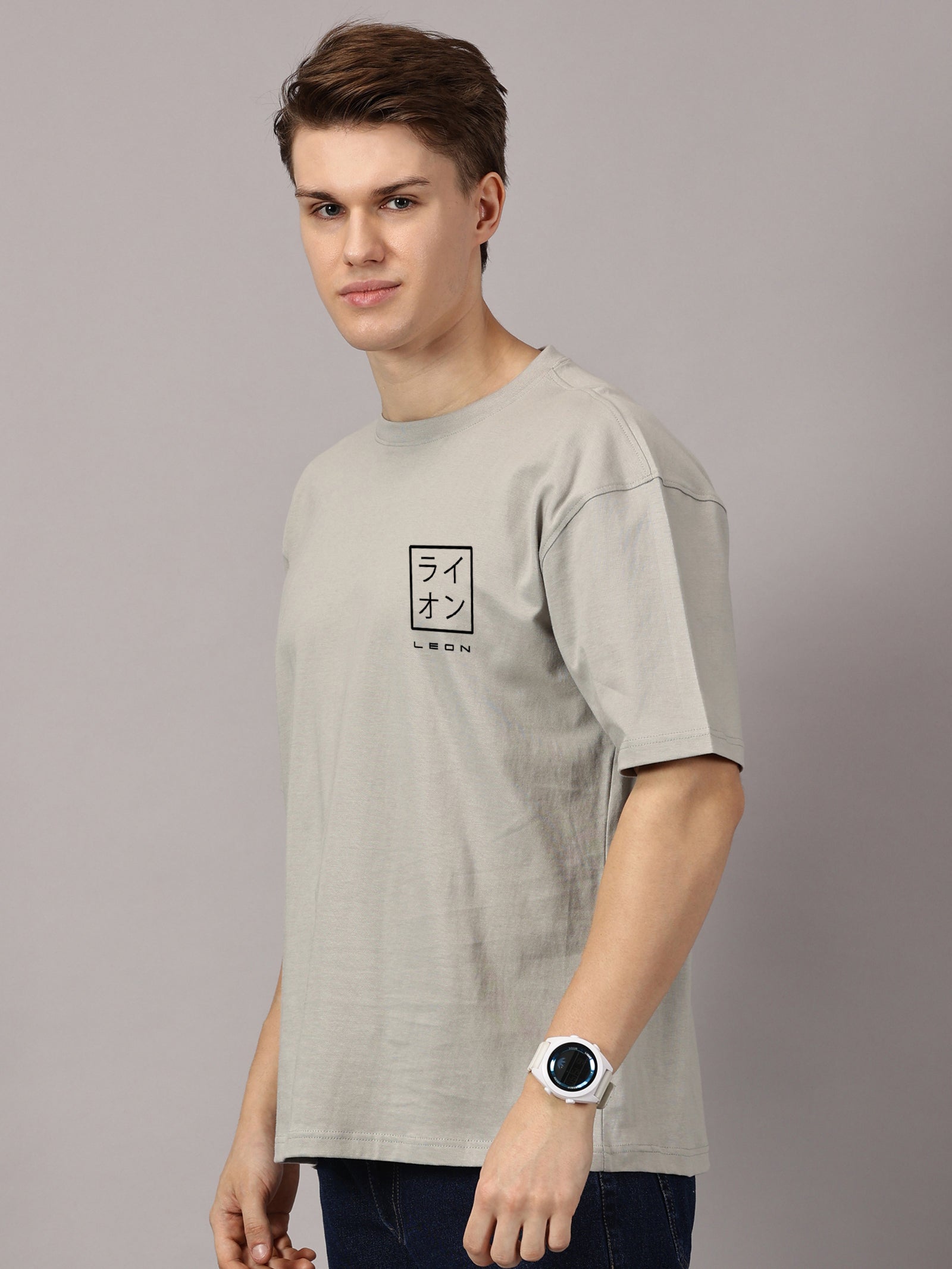 Oversized : Leon Stamp Printed T-Shirt