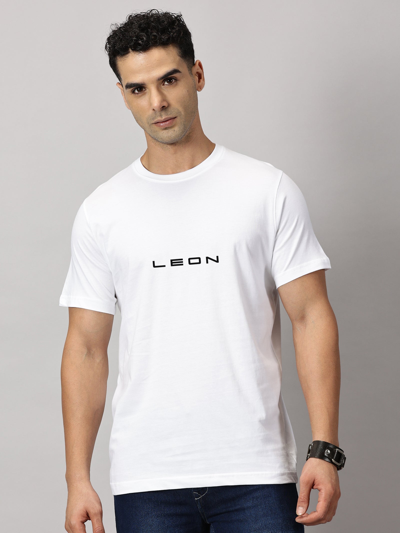 Basics : LEON Printed T-Shirt