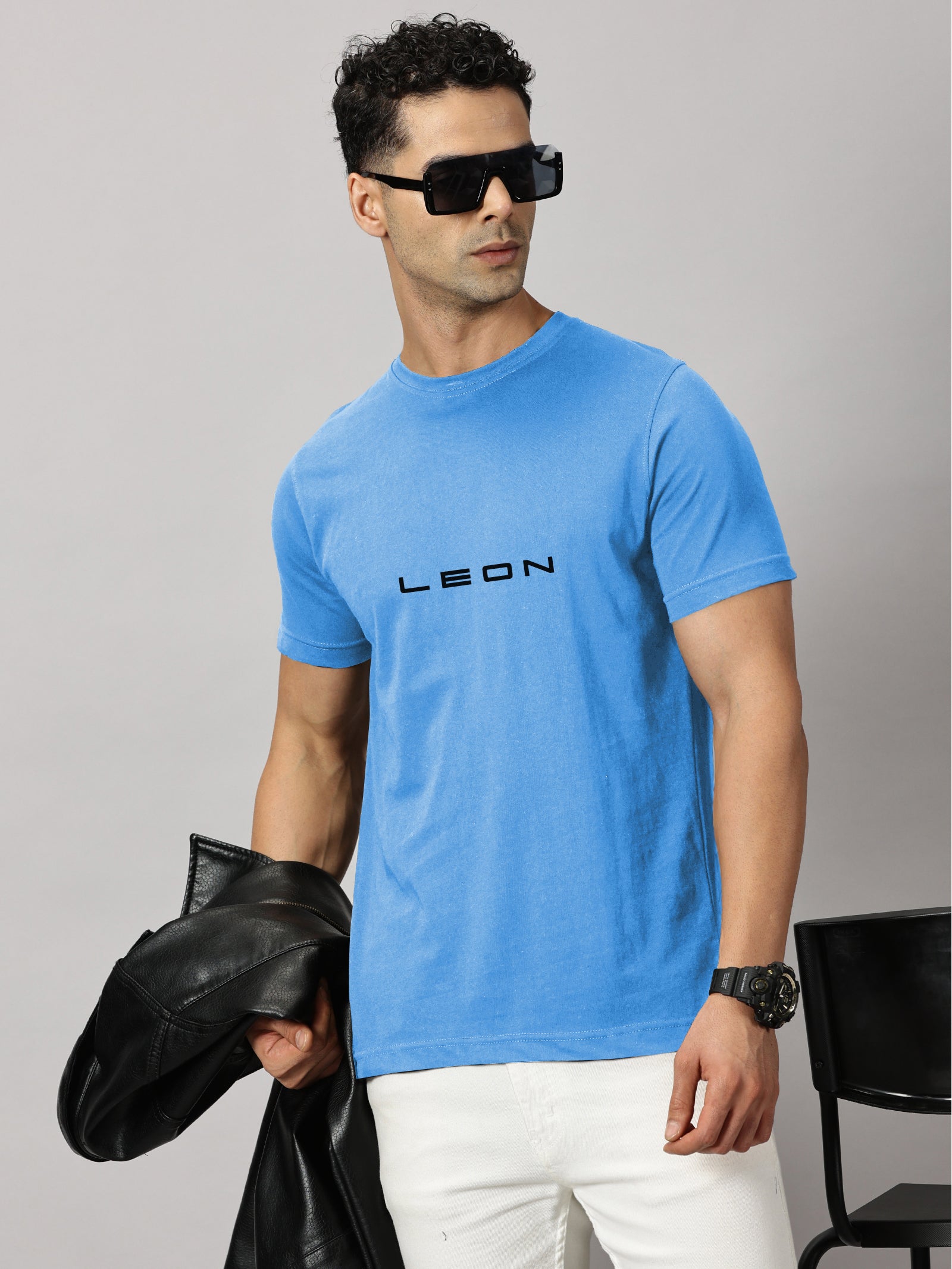 Basics : LEON Printed T-Shirt