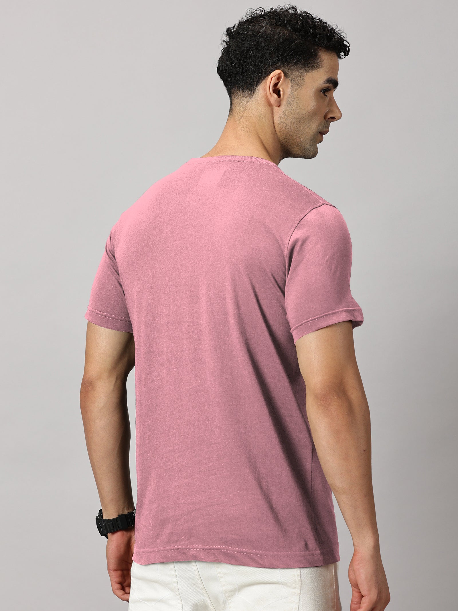 Basics : LEON Printed T-Shirt