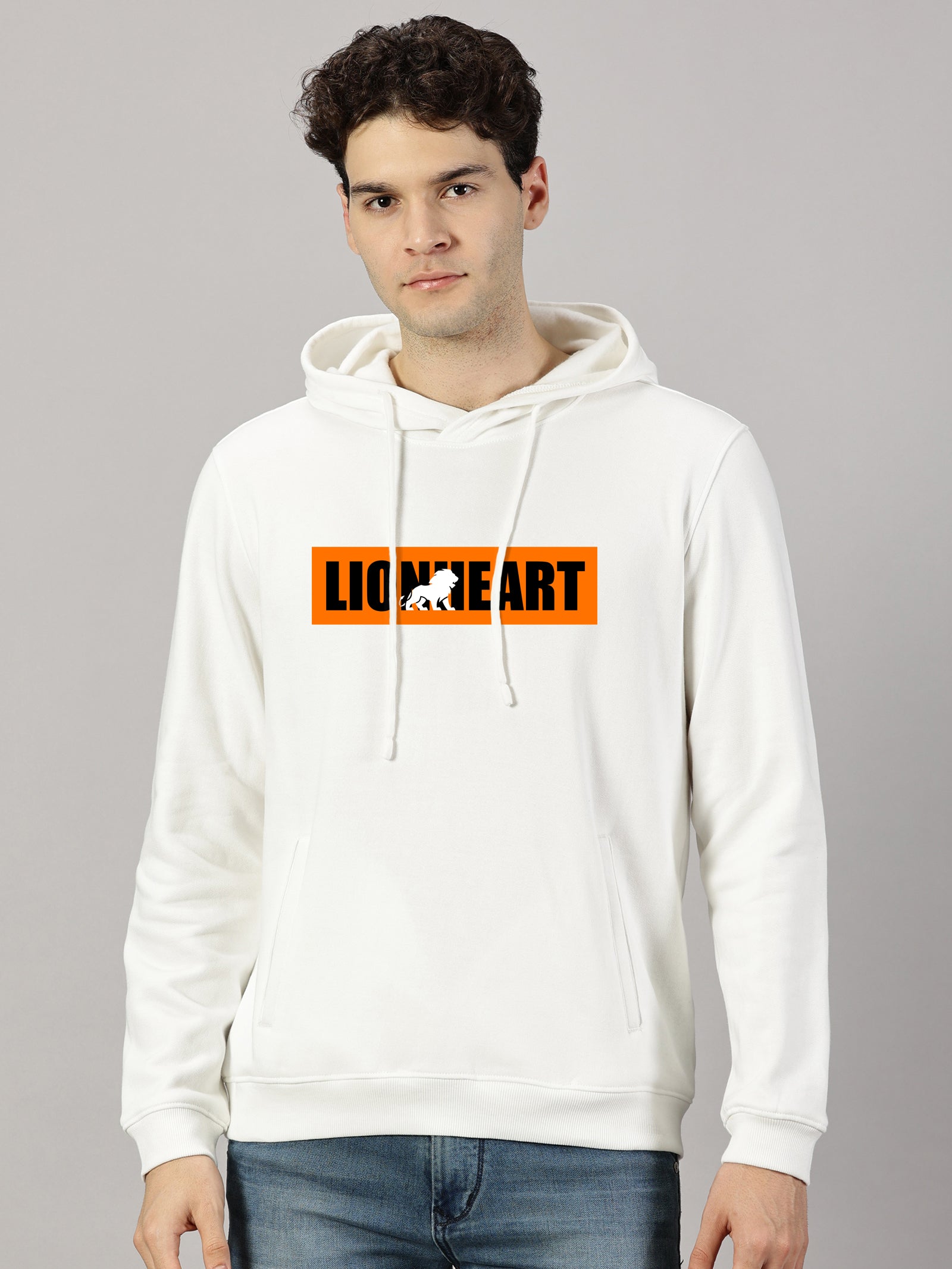 Sweatshirt : Lion Heart Printed Hoodie