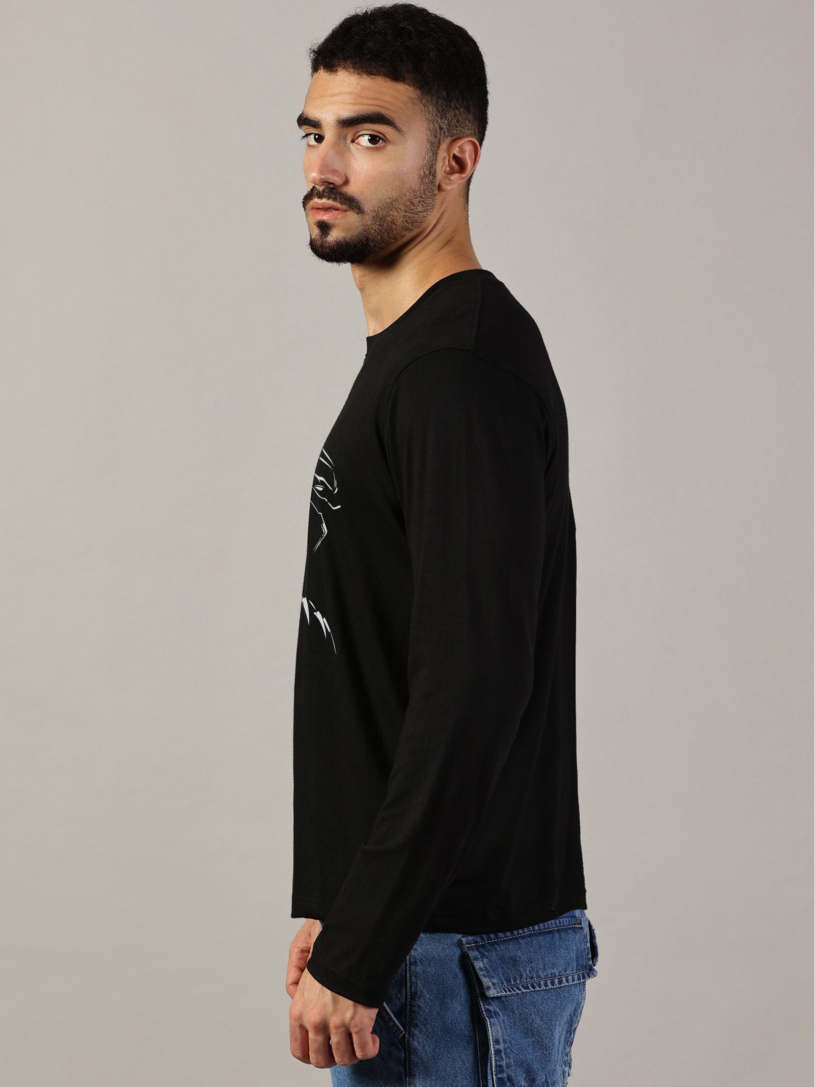 Basic Full sleeve : Wakanda Printed T-Shirt