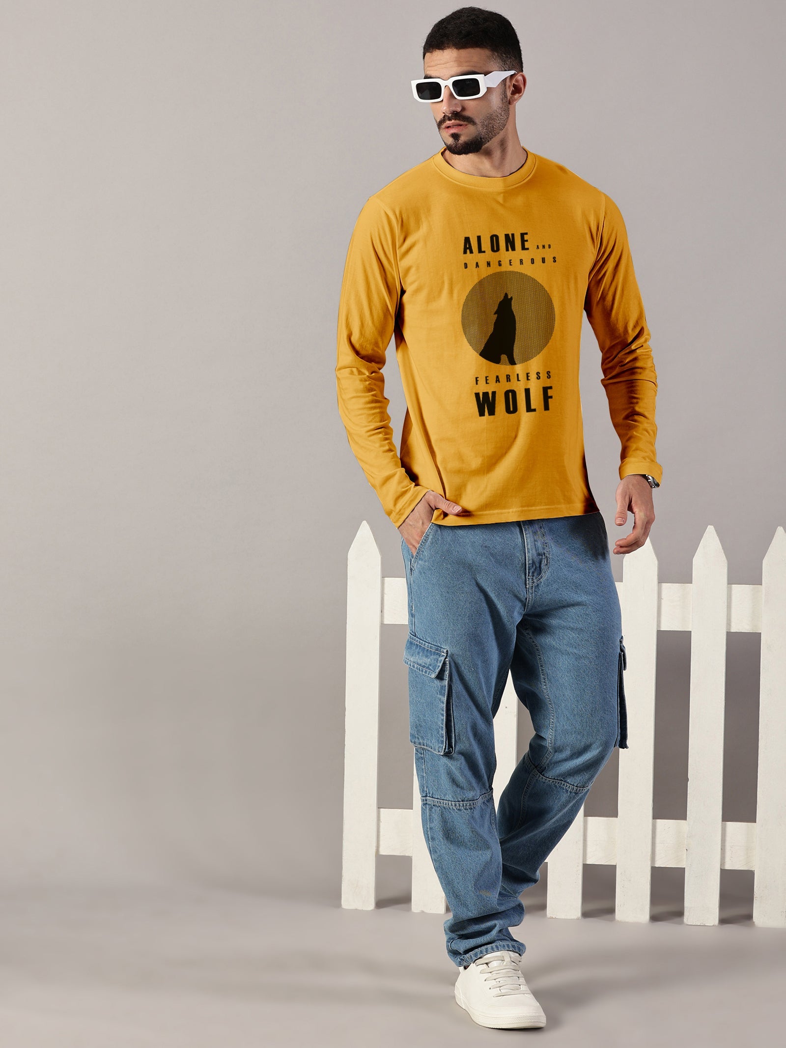 Basics : Wolf Printed T-Shirts