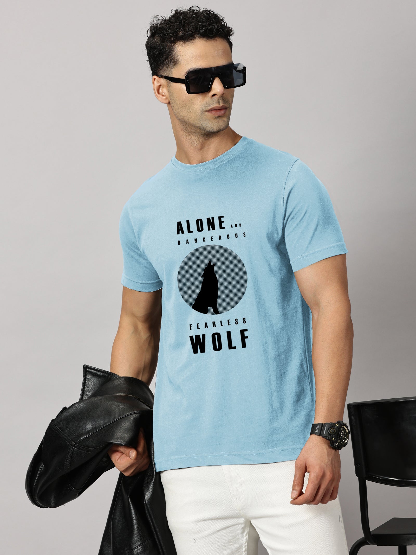 Basics : Wolf Printed T-Shirt