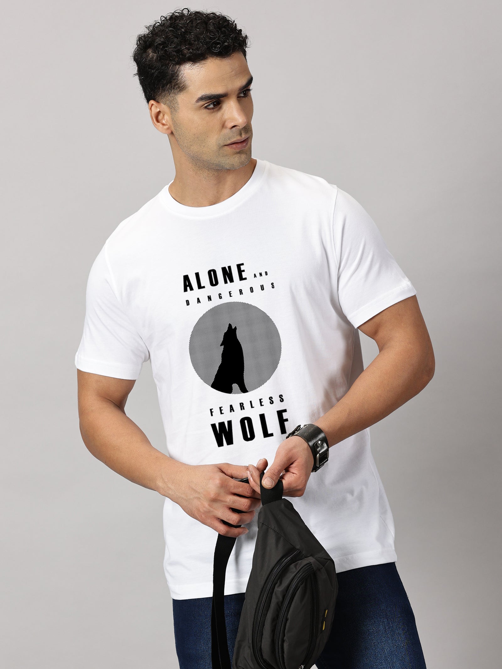 Basics : Wolf Printed T-Shirt