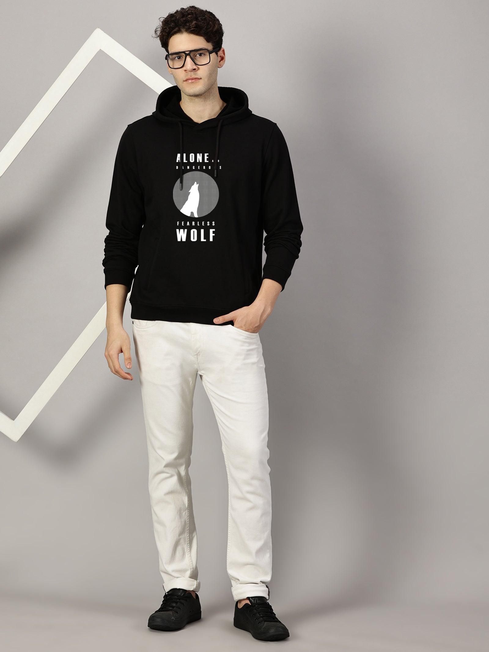 Sweatshirt : Wolf Printed Hoodie