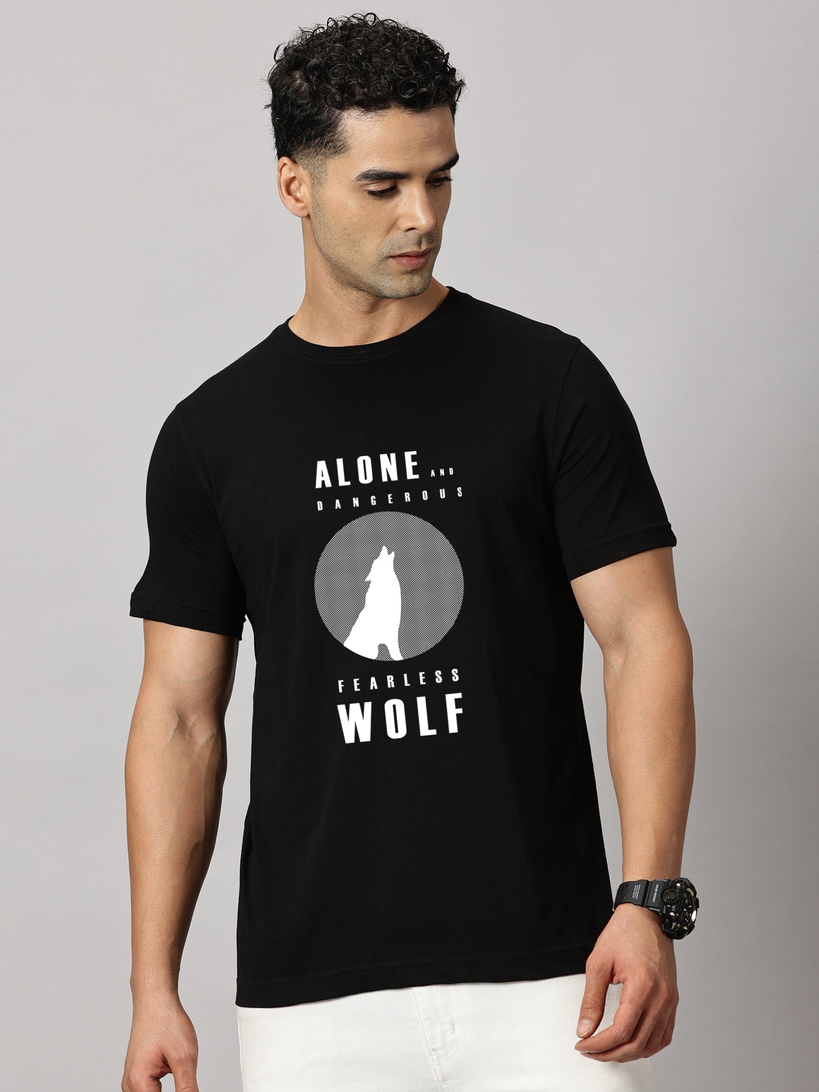 Basics : Wolf Printed T-Shirt