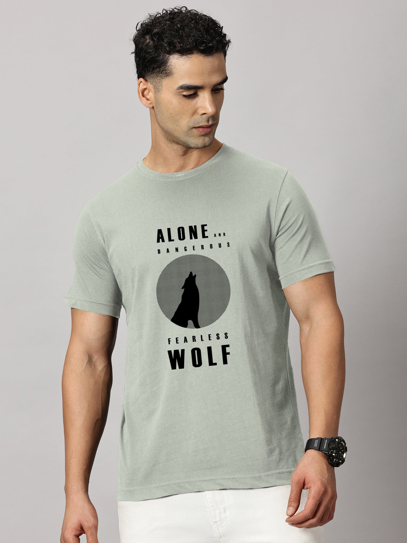 Basics : Wolf Printed T-Shirt